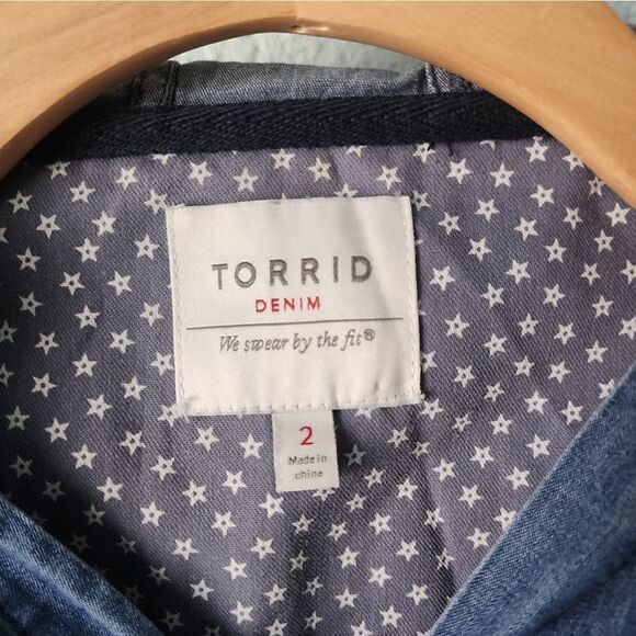 Torrid oversized jean utilitarian jacket - Picture 2 of 13